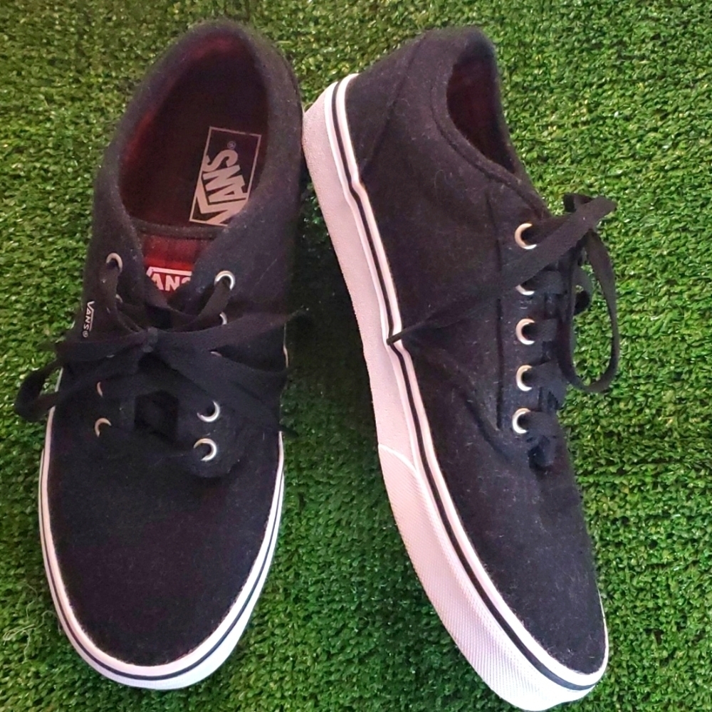 Vans Atwood  Men 9.5 Red Plaid with twill wool upper